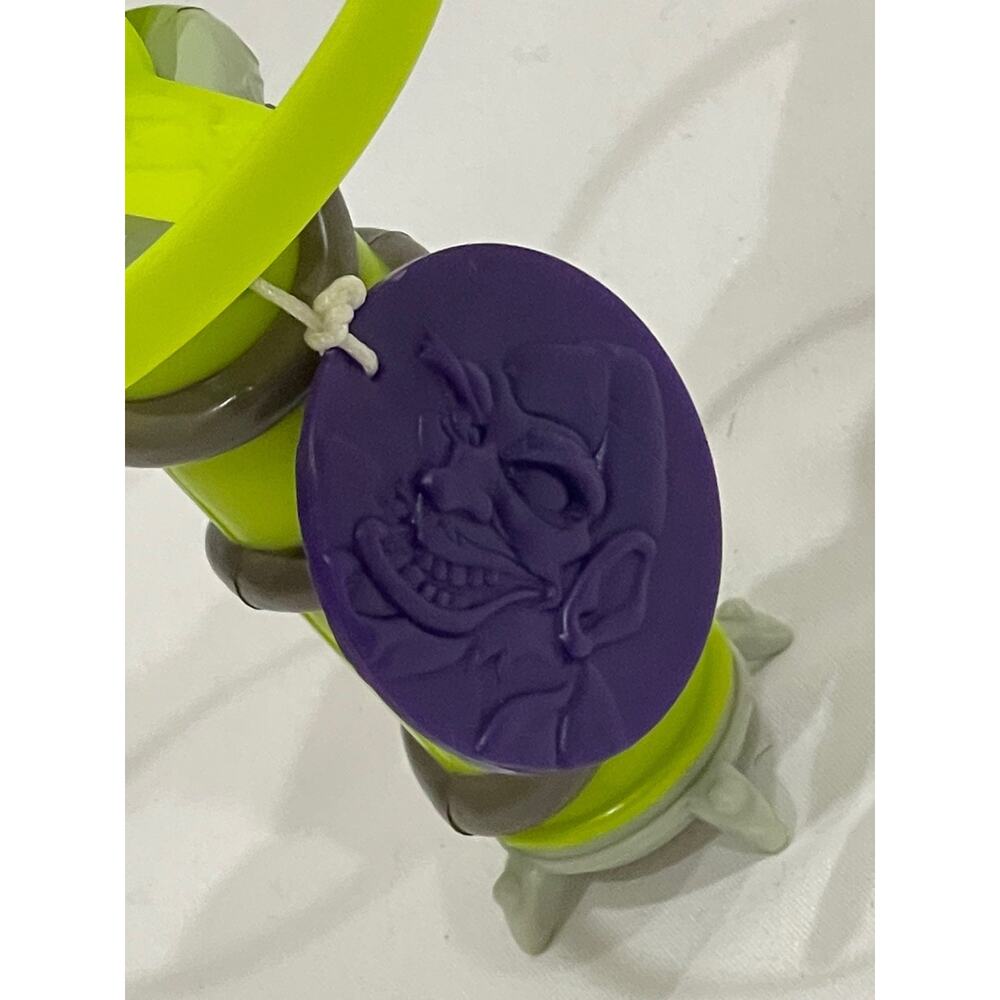 Anastasia Rasputin Spinning Flying Toy Flying Disc Launcher - Picture 2 of 3
